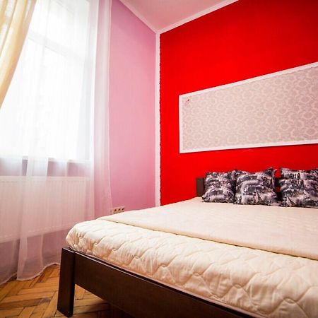 Apartment On Teatralna 7 إلفيف المظهر الخارجي الصورة