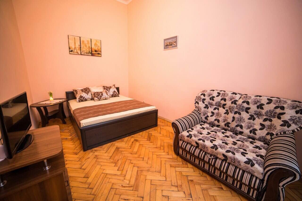 Apartment On Teatralna 7 إلفيف المظهر الخارجي الصورة